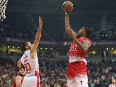  Partizan dovodi Amera iz Italije: Crno-beli registrovali Meklina! 