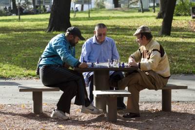   Penzioneri s najnižom penzijom dobijaju jednokratnu pomoć od vlade 