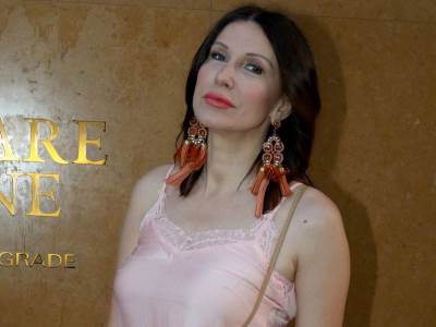  "Svet je pun fićvirića koji ne znaju da ispoštuju, ali ni da uzbude ženu" 