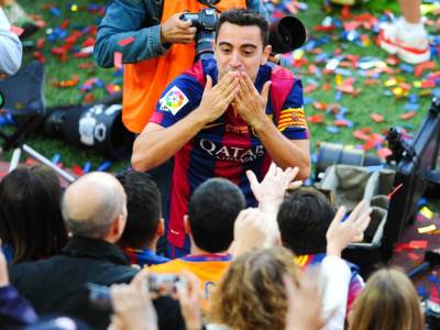  Ćavi Ernandez preuzima Barselonu 