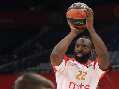  Čarls Dženkins vratio se u tim Crvene zvezde 