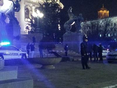  Identifikovan čovek koji se ubio ispred Skupštine! Zna se i razlog (VIDEO) 