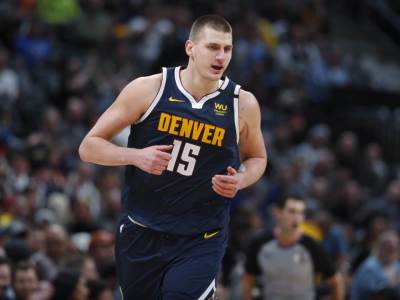  NBA-All-star-Nikola-Jokic-u-timu-Lebron-Dzejms 