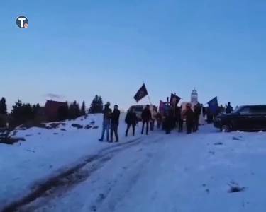  Litije širom Crne Gore: Ljudi iz Ulcinja krenuli ka Baru u šetnju od 27 km 