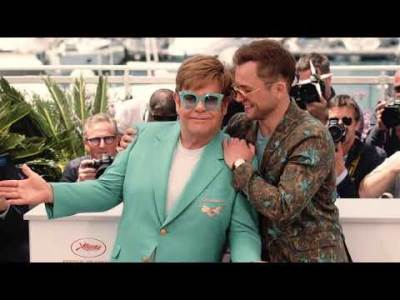  Hit dana: Elton John, Taron Egerton - (I'm Gonna) Love Me Again 