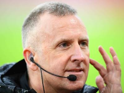  Dzonatan-Mos-sudija-vredjao-igrace-Bornmuta 