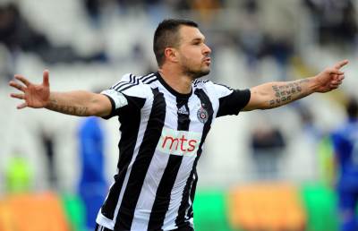  Valeri Božinov ide u Seriju B 