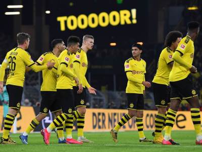  Borusija Dortmund - Ajntraht Frankfurt 4:0 Bundesliga 22. kolo 