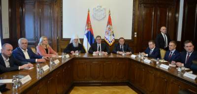  Vučić sa predstavnicima Srba iz regiona: Pričali o situaciji u CG  i BiH 