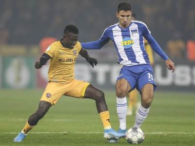  Liga-1-Nim-Anze-1-0-Musa-Kone-senegalski-Erling-Holand-Borusija-Dortmund 