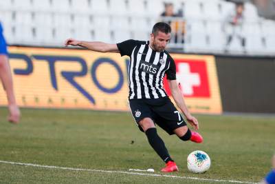  Zoran-Tosic-ponude-iz-Kairat-Kazahstan-klub-iz-Kine-transfer-odlazak-posle-veciti-derbi 