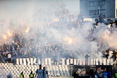  Navjiaci-upali-na-trening-FK-Partizan 