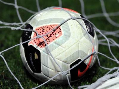  autogol golman Bris Mablu Kaen - Grenoble 2-0 