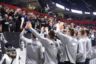  Partizan-Trento-navijaci-porodica-Marin 
