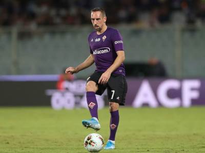  Frank RIberi se oporavio od povrede: Počeo da trenira u Fiorentini 