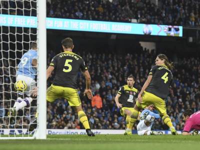  Premijer-liga-30.-kolo-Sautempton-Noric-Mancester-siti-tviter-profil-iks-oks 