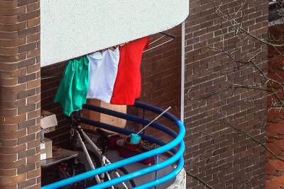  Evo ko najviše umire u Italiji od korona virusa (GRAFIKON) 