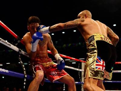  MONDO-IKONE-12-Lion-MekKenzi-fudbaler-i-bokser-Kristal-Palas-Noric-golovi-Premijer-liga 