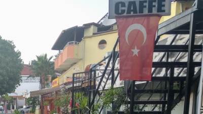  Nove mere u Turskoj: Delimičan policijski čas, obavezne maske 