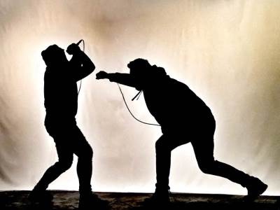  Hit dana: Revolt - Zemlja 