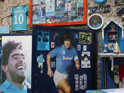  Gledali smo [Diego Maradona]: Kako je biti plaćen od mafije? 