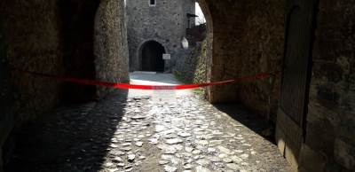  Zatvorena tvrđava Kastel, kampus i fudbalska igrališta 