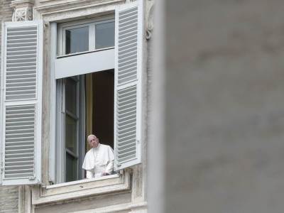  Papa: Ne možete služiti i Bogu i "drugom Bogu - Bogu novca" 