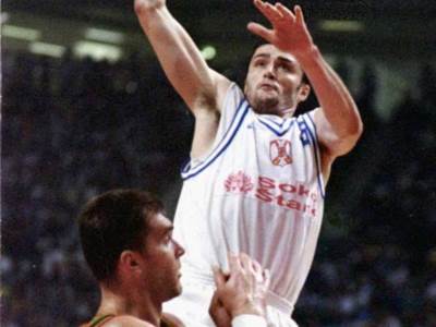  Predrag-Sasa-Danilovic-zakucavanje-Arvidas-Sabonis-prvi-put-vidjela-Olga-Danilovic 