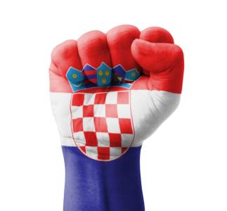  Pozdrav "Za dom spremni" Ustavom Hrvatske nije dozvoljen nigde 