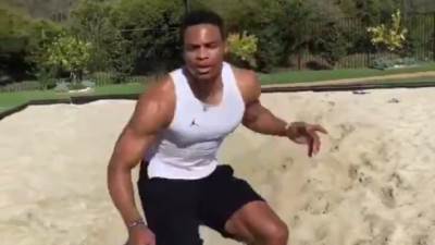  Rasel-Vestbruk-trening-VIDEO-Brodi-trenira-kao-da-je-plejof-duel-Hjuston-Denver-sutra 