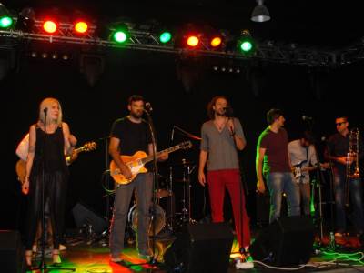  Pesma za "Heroje", ali spot gledajte na mobilnom! (VIDEO) 