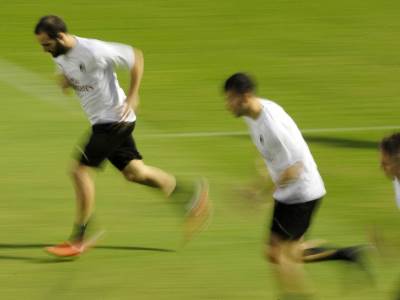  Fudbaleri Milana u četvrtak nastavljaju treninge 