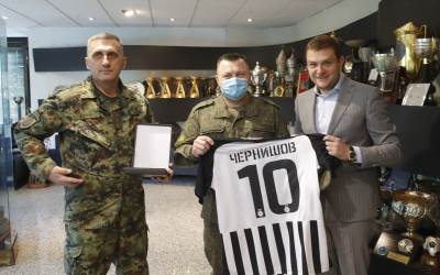  Ruski-general-major-Mihail-Cernisov-u-poseti-FK-Partizan 
