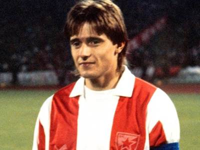  Policajac koji je udario Zvonimir Boban: Navijači Dinamo Zagreb htjeli da ubiju Dragan Stojković  