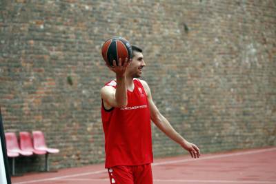  Ognjen-Dobric-Nije-realno-da-se-igra 