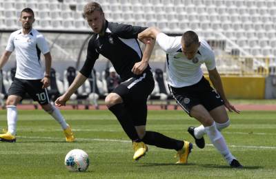  Nikola-Stulic-Partizan-test-meca-debi-za-crno-bele 