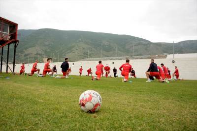  Zaraženi fudbaler Veleža Faruk Bihorac u izolaciji, osjeća se dobro 