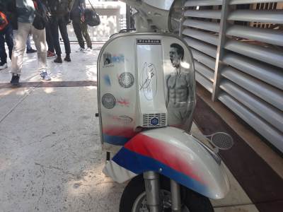  Novak-Djokovic-motor-s-likom-Novak-Djokovic-FOTO-i-VIDEO 