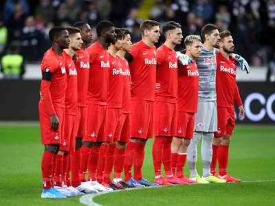  Red-Bul-Salcburg-proslava-Kupa-Austrije-socijalna-distanca-nema-zagrljaja-VIDEO 