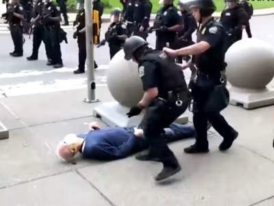  Pobuna policajaca u SAD: Nismo kriminalci, ovo je sr*** 