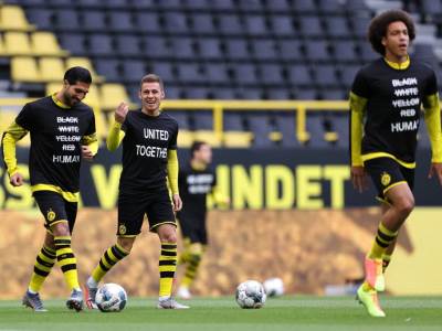  Borusija Dortmund - Herta, ujedinjeni protiv rasizma FOTO 