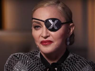  Madona na štakama na protestu! (VIDEO) 