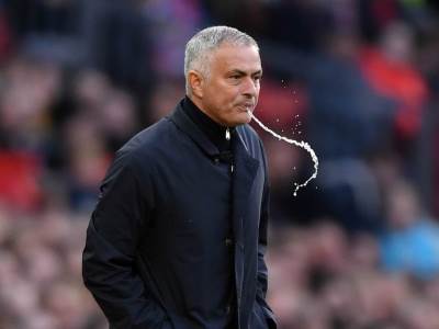  Premijer-liga-nastavak-17.-jun-Sudije-pravila-pljuvanje-na-teren 