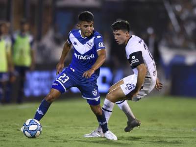  Tijago Almada Velez Sarsfild Barselona transferi 