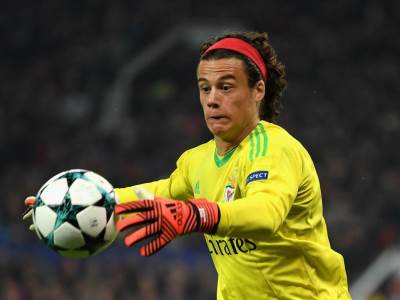  Mile Svilar napušta Benfiku 