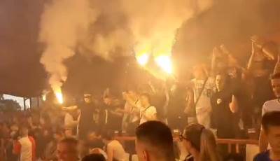  Vojvodina - Partizan u Nišu, navijači Vojvodine gledaju utakmicu u Novom Sadu 