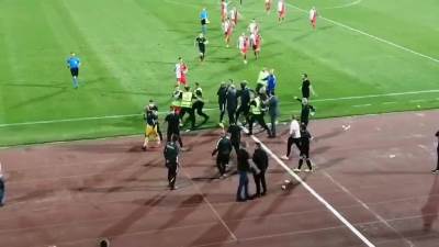  Ovo nikad niste vidjeli u fudbalu: Najluđa scena iz finala Kupa Srbije! 