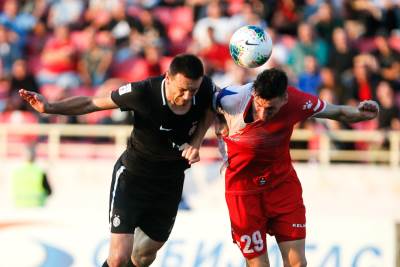  O igraču Vojvodine priča cela Hrvatska: Zvezdu i Partizan "guraju" sudije! 