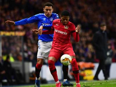  Džejms Tavernije ostaje kapiten Glazgov Rendžers  