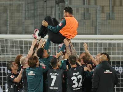  Klaudio Pizaro okačio kopačke o klin: Ovo je njegova karijera u brojevima! 